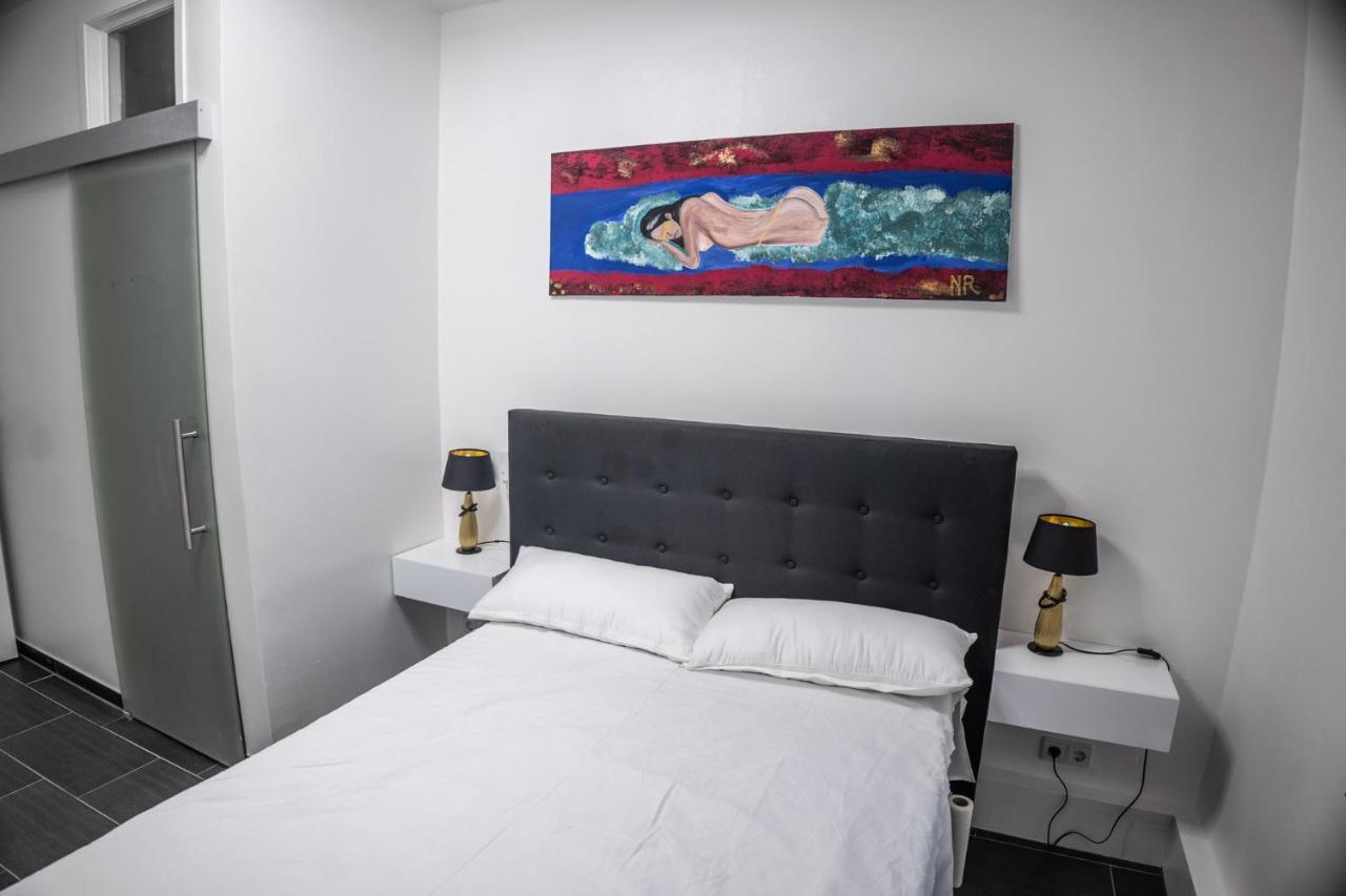 One Way Apartment Berlin